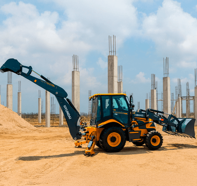 A HB640C traz para o canteiro de obras potência, precisão e versatilidade, tudo em uma mesma máquina.